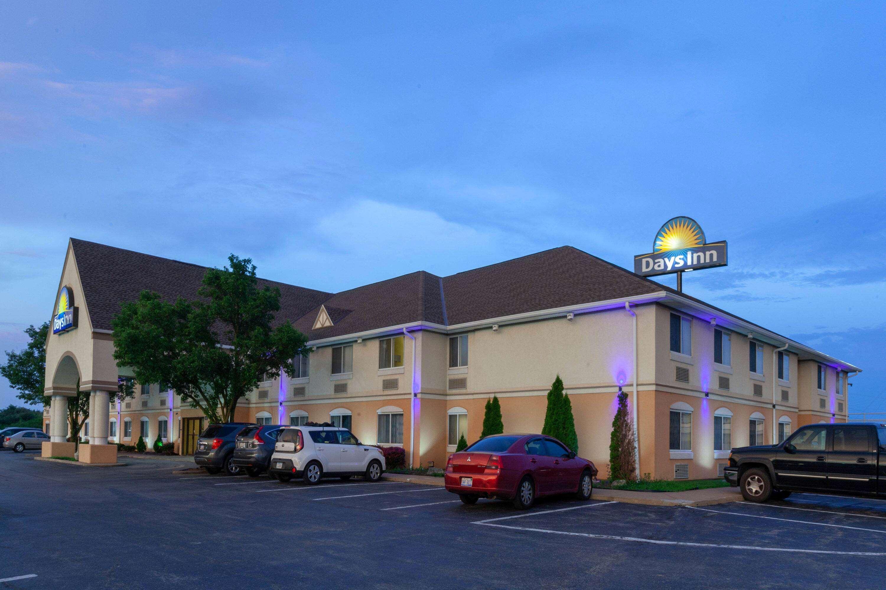 Days Inn By Wyndham Milan Sandusky South Eksteriør billede
